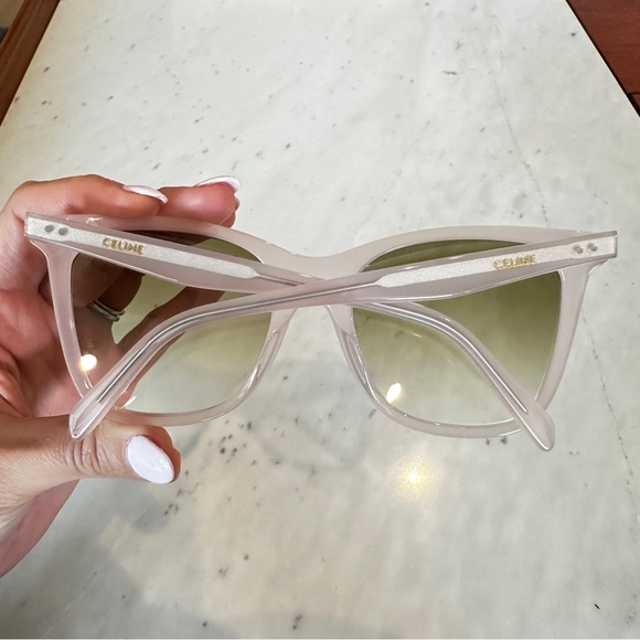 NWOT AUTHENTIC CELINE PARIS Oversized Cat Eye Sunglasses in Milky Light Pink - Picture 9 of 9